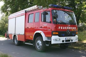 Löschgruppenfahrzeug LF 16/12 mit Rettungssatz
